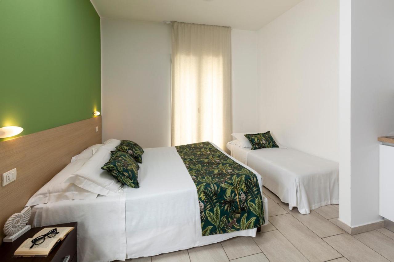 Rubino Apartments A 100Metri Dal Mare Riccione Kültér fotó